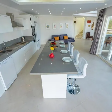 Villa Orka Ovacik 360 Cedit